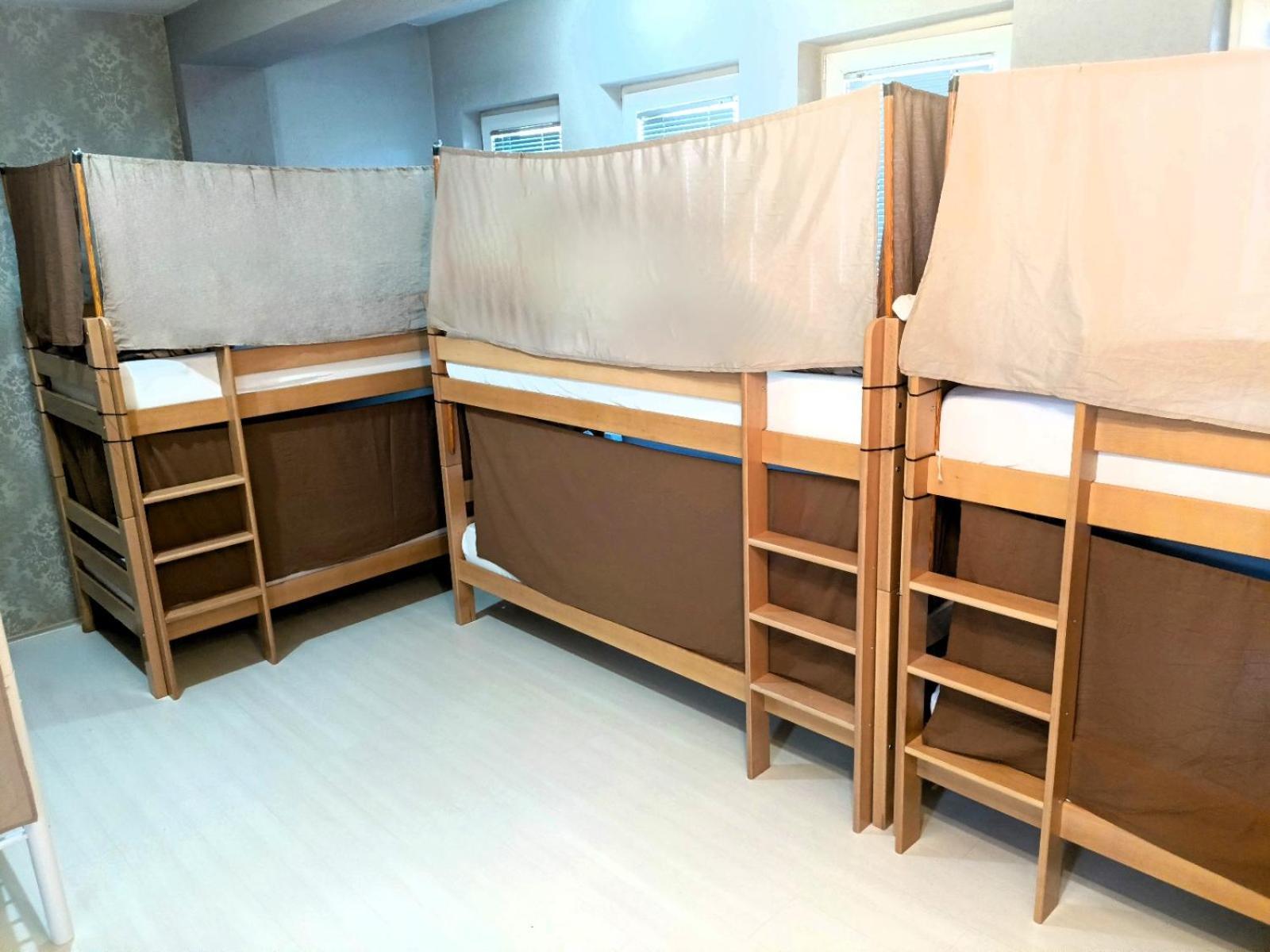Historia Hostel Скоп'є Екстер'єр фото