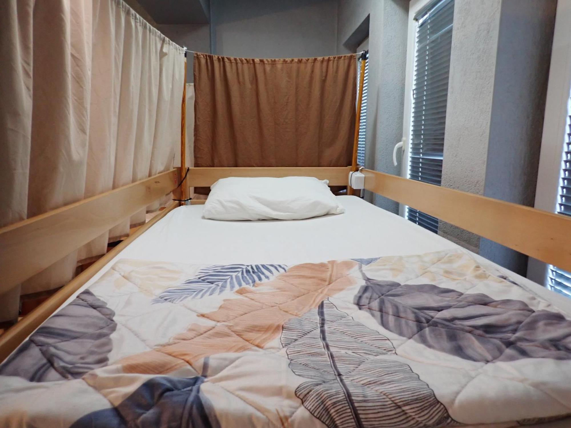 Historia Hostel Скоп'є Екстер'єр фото